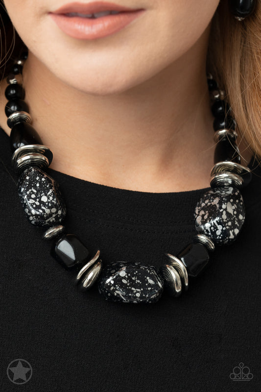 Paparazzi In Good Glazes - Black Necklace