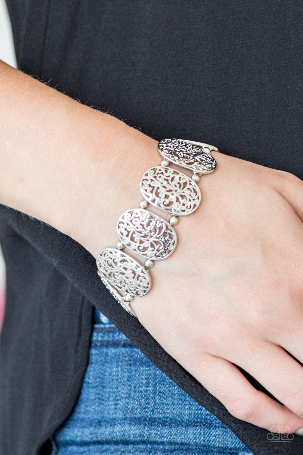 Paparazzi Everyday Elegance - Silver Bracelet