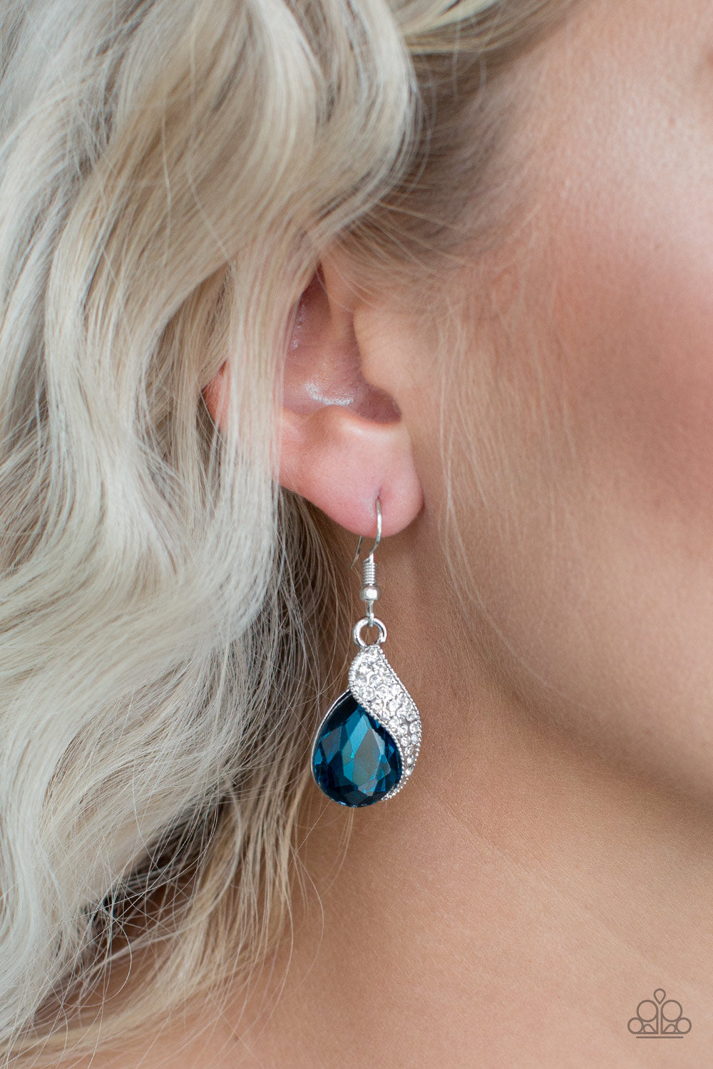 Paparazzi Easy Elegance - Blue Earring