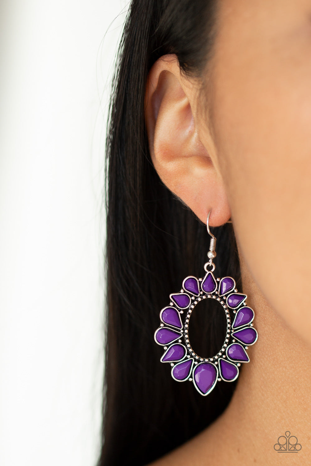 Paparazzi Fashionista Flavor - Purple Earring