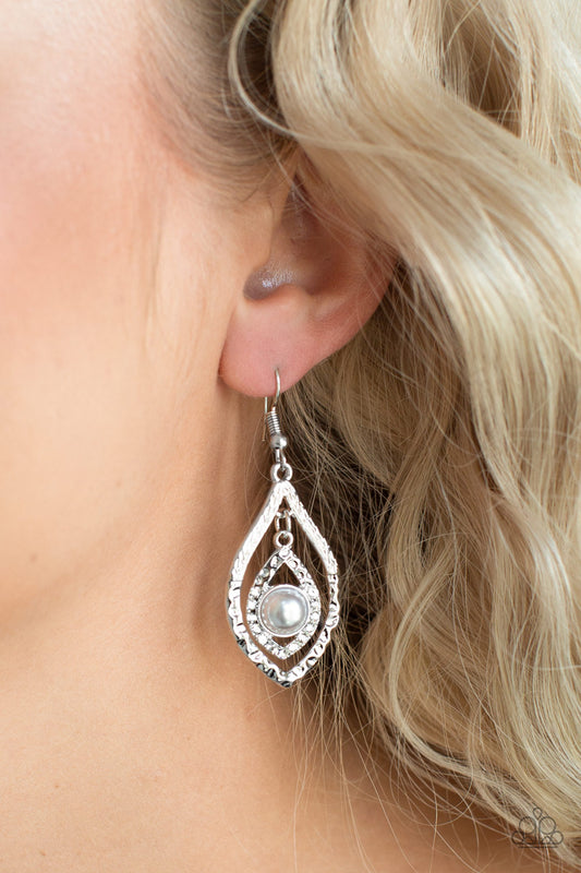 Paparazzi Breaking Glass Ceilings - Silver Earring