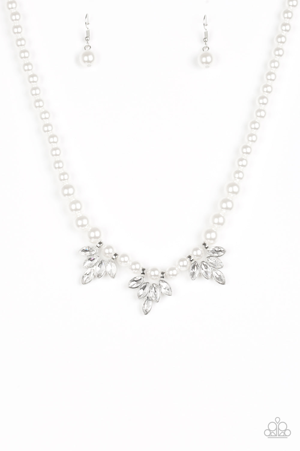 Paparazzi Society Socialite - White Necklace