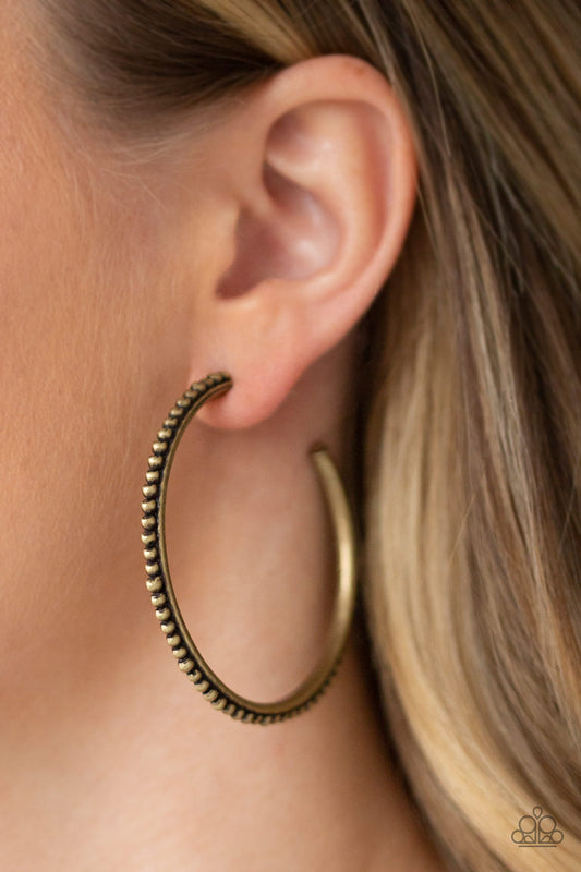 Paparazzi Totally On Trend - Brass Earring