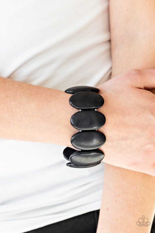 Paparazzi Dramatically Nomadic - Black Bracelet