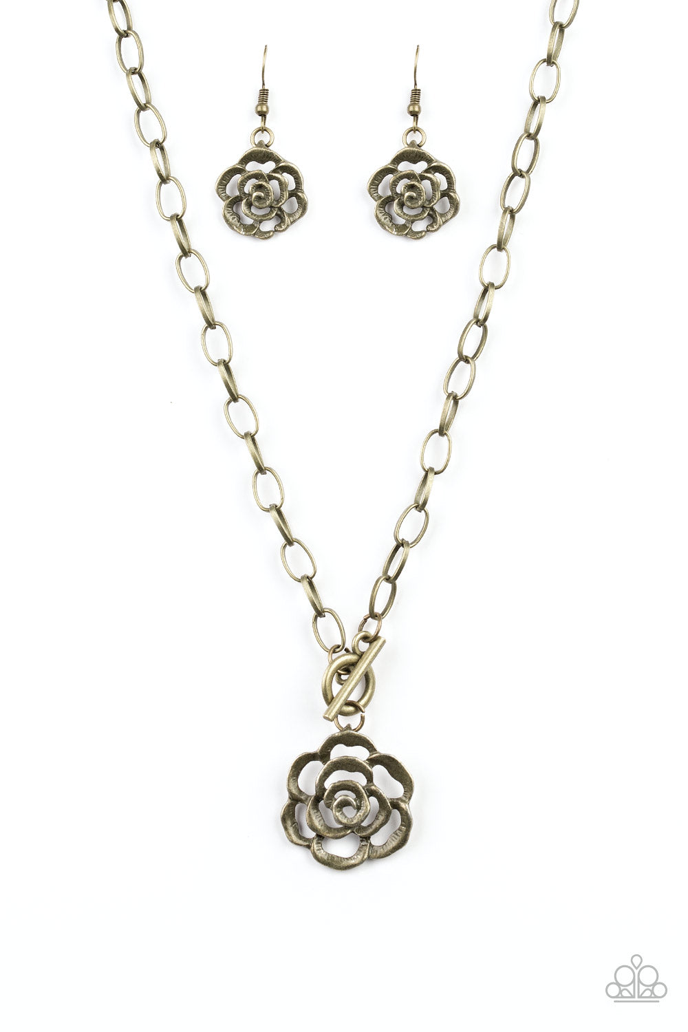 Paparazzi Beautifully In Bloom - Brass Necklace