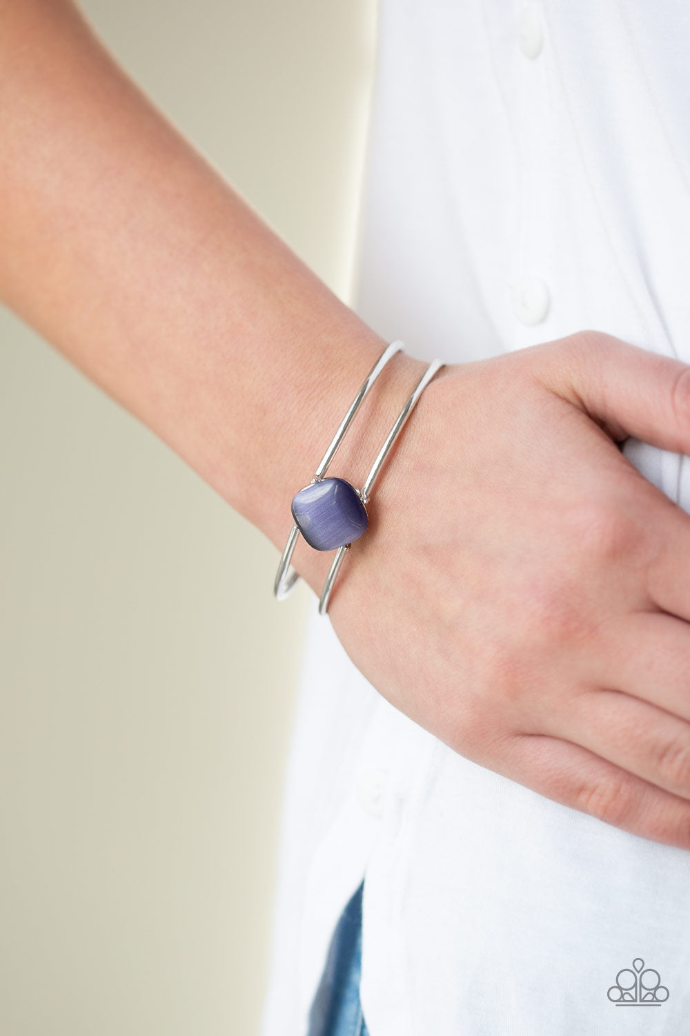 Paparazzi Turn Up The Glow - Purple Bracelet