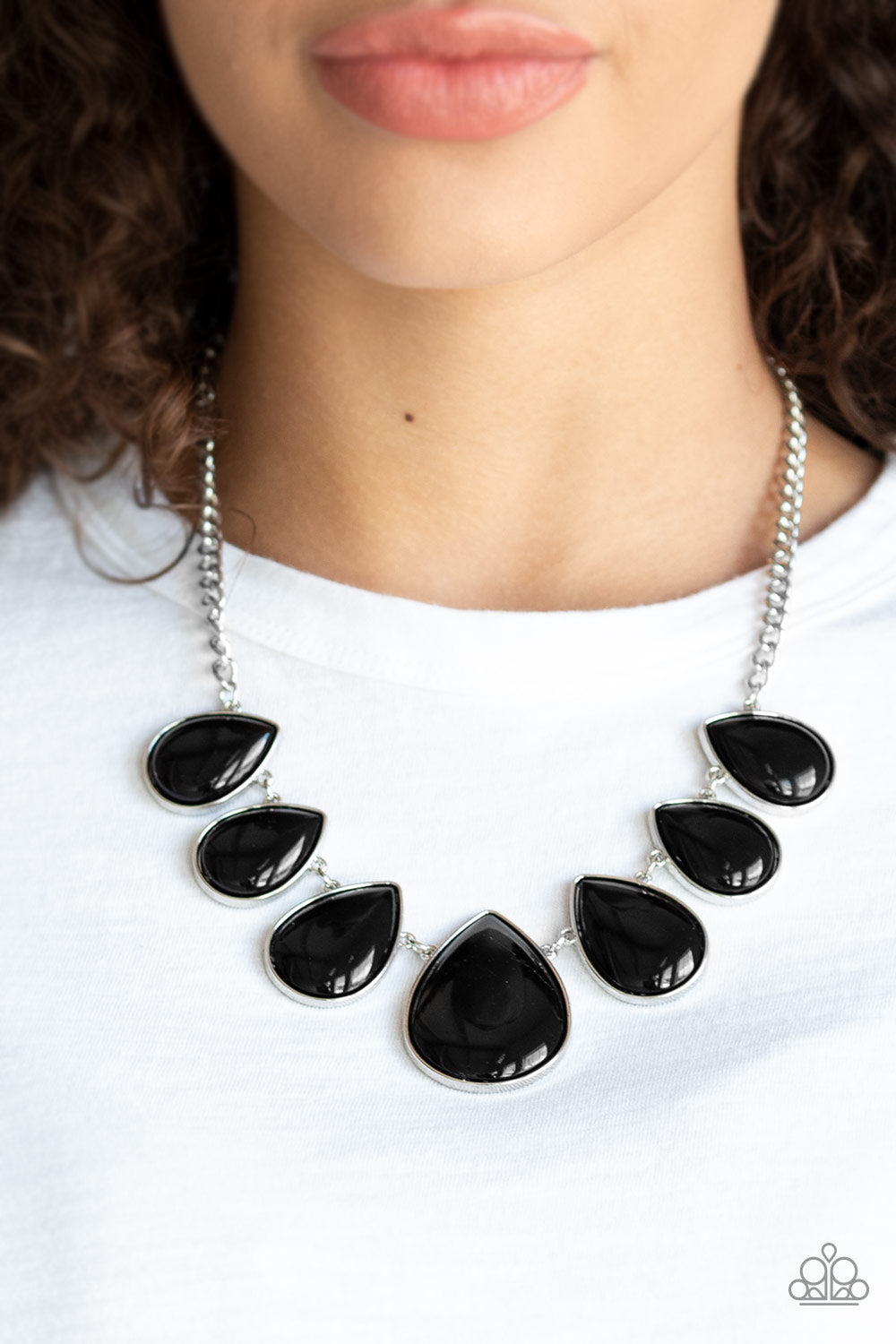 Paparazzi Drop Zone - Black Necklace