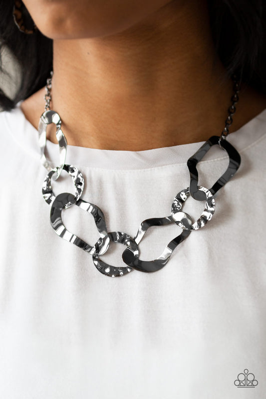 Paparazzi Capital Contour - Black Necklace