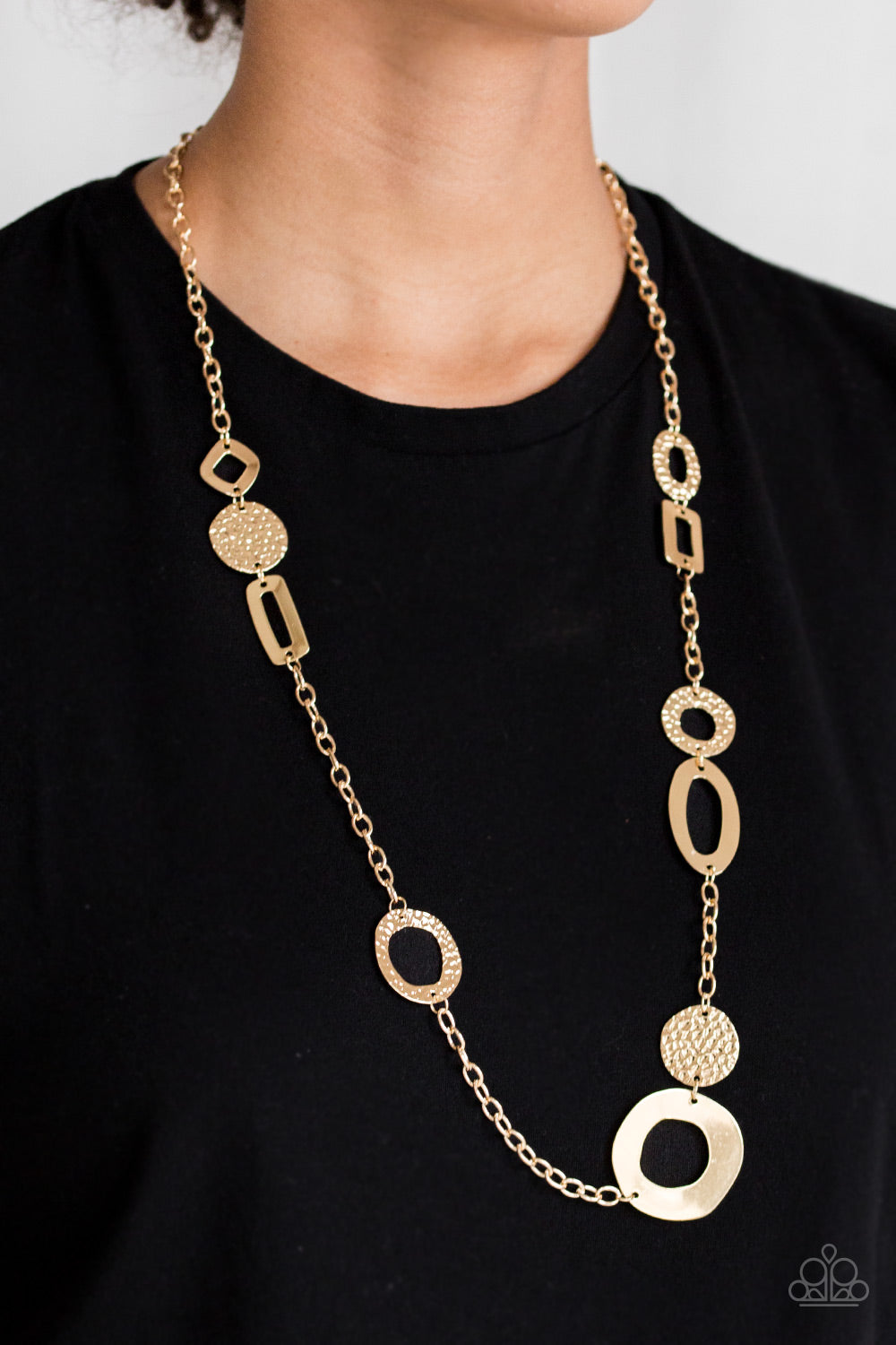 Paparazzi Metro Scene - Gold Necklace