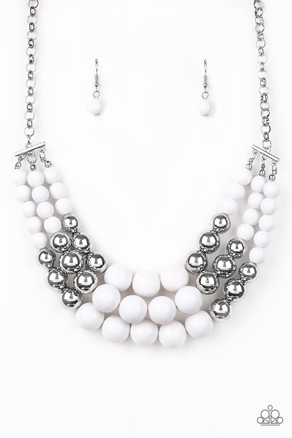 Paparazzi Dream Pop - White Necklace