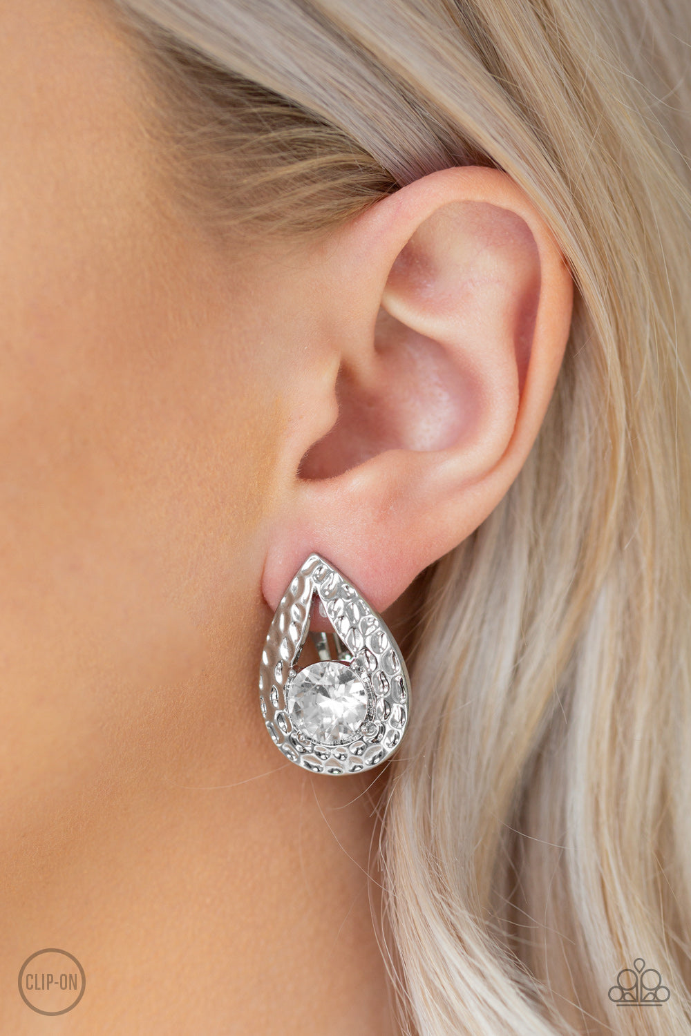 Paparazzi Elite Edge - White Earring