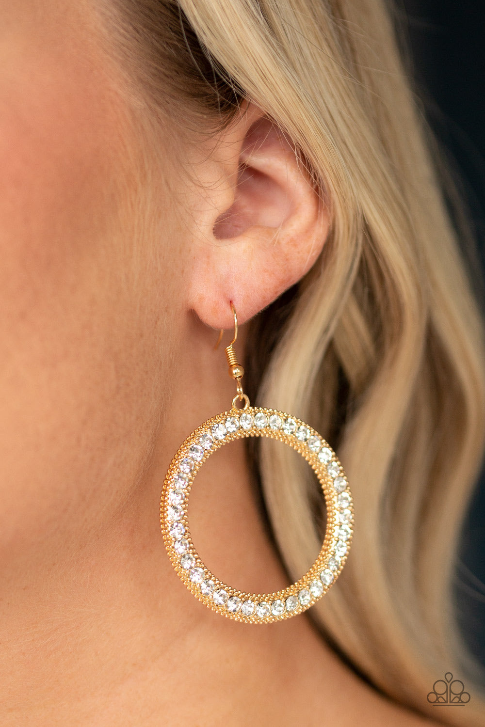 Paparazzi Haute Halo - Gold Earring