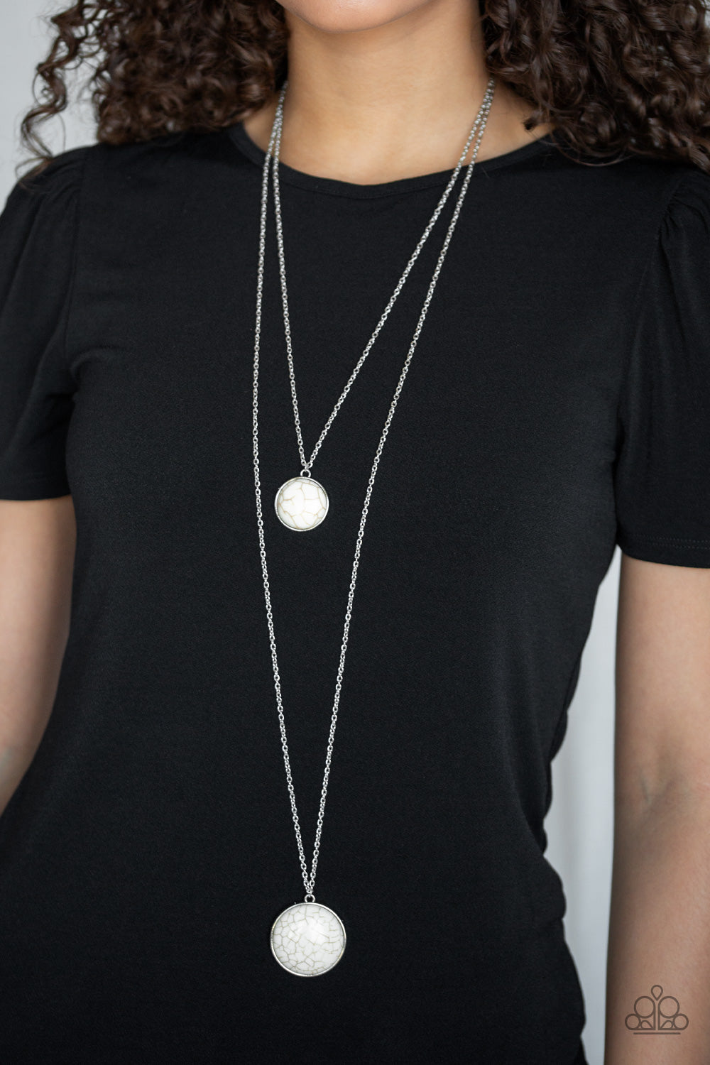 Paparazzi Desert Medallions - White Necklace