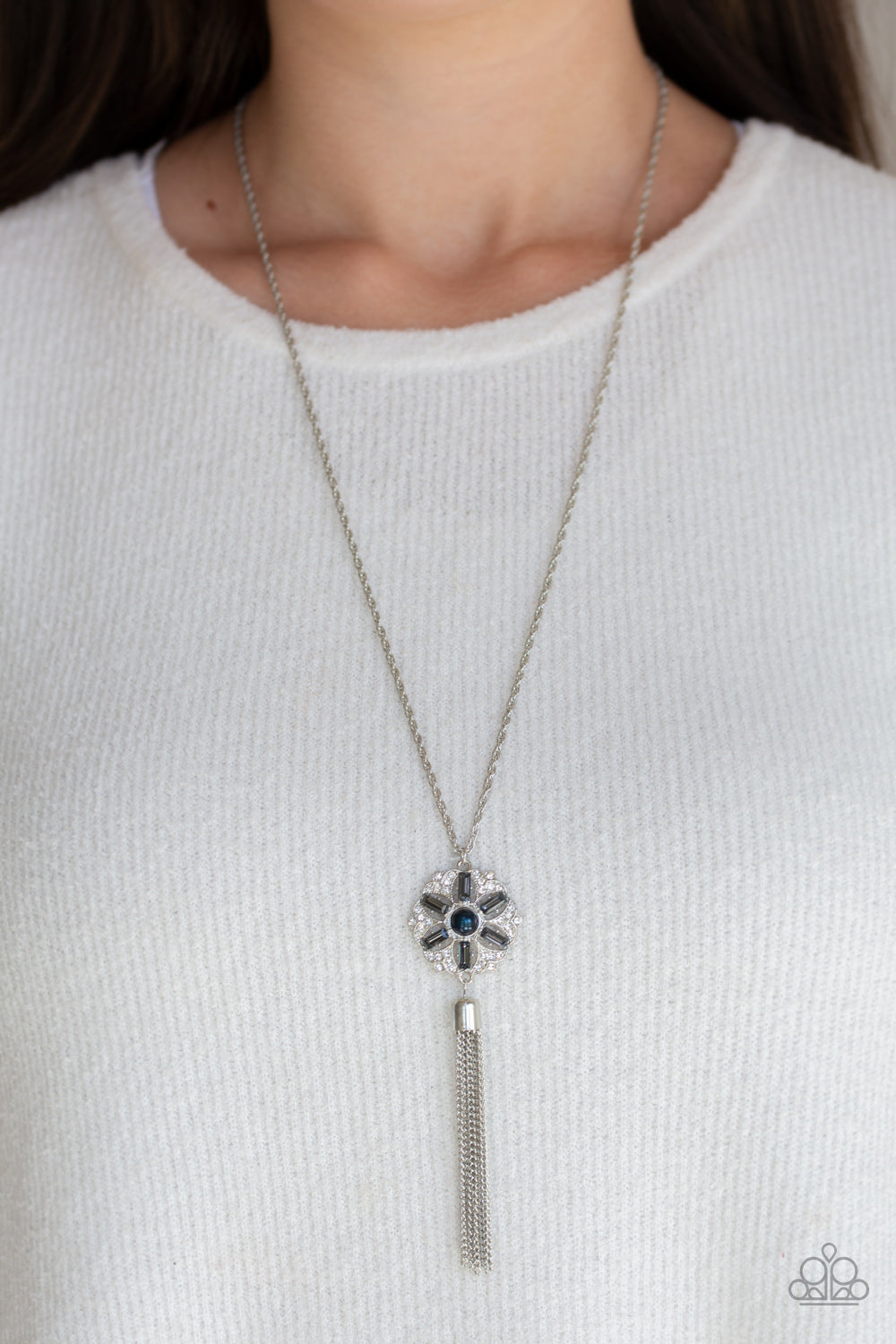 Paparazzi Fine Florals - Blue Necklace