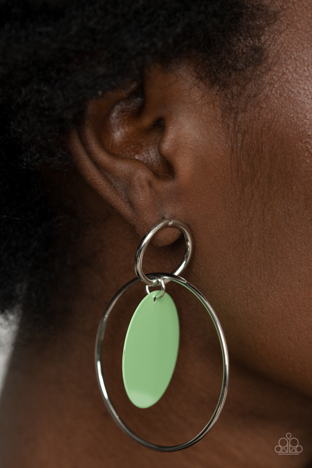 Paparazzi POP, Look, and Listen - Green Earring