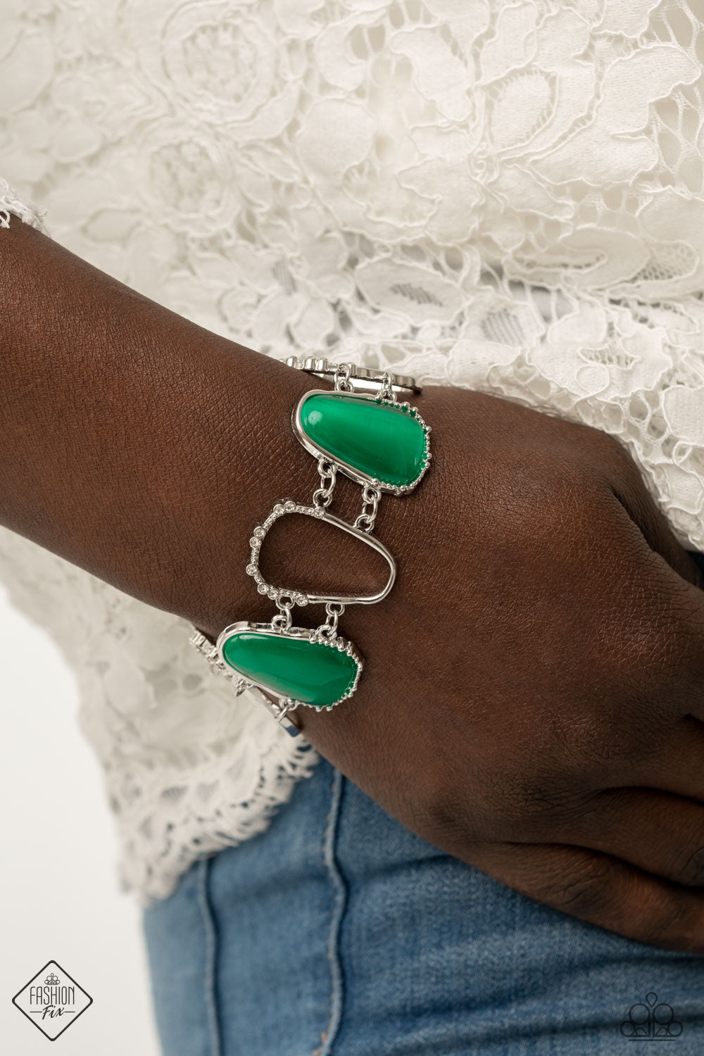 Paparazzi Yacht Club Couture - Green Bracelet