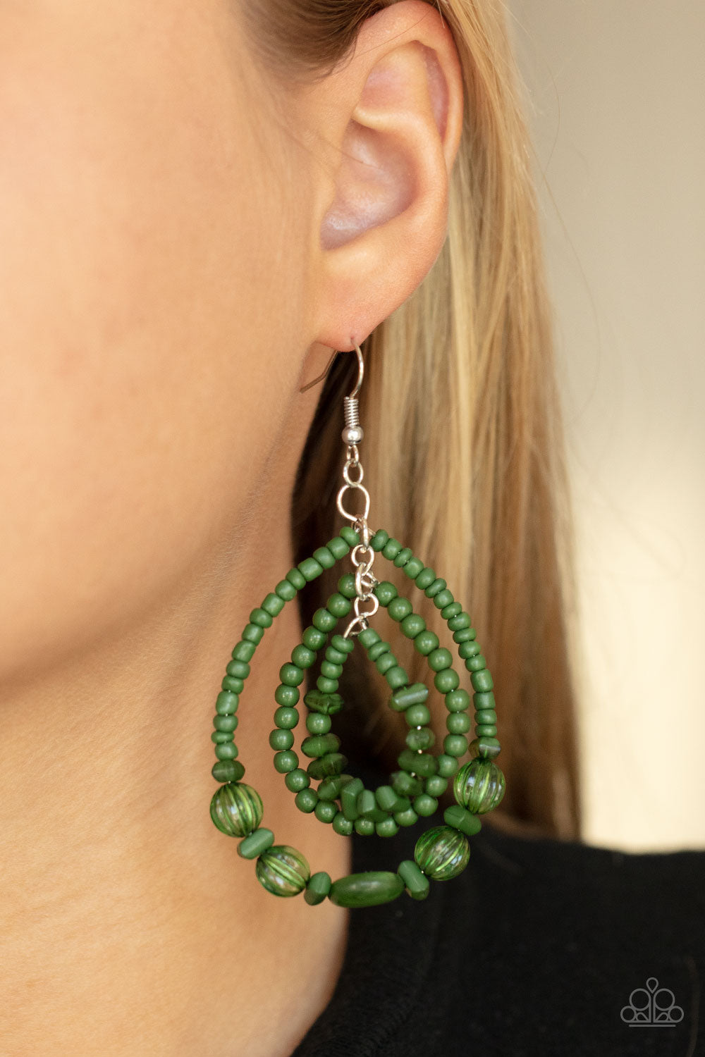 Paparazzi Prana Party - Green Earring