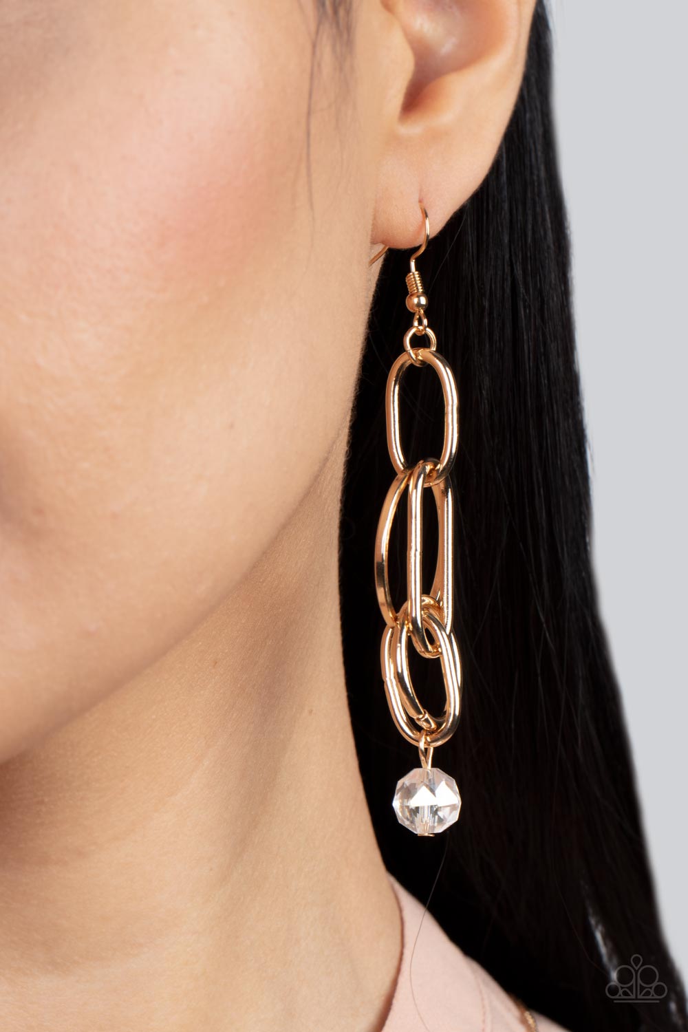 Paparazzi Park Avenue Princess - Gold Earring