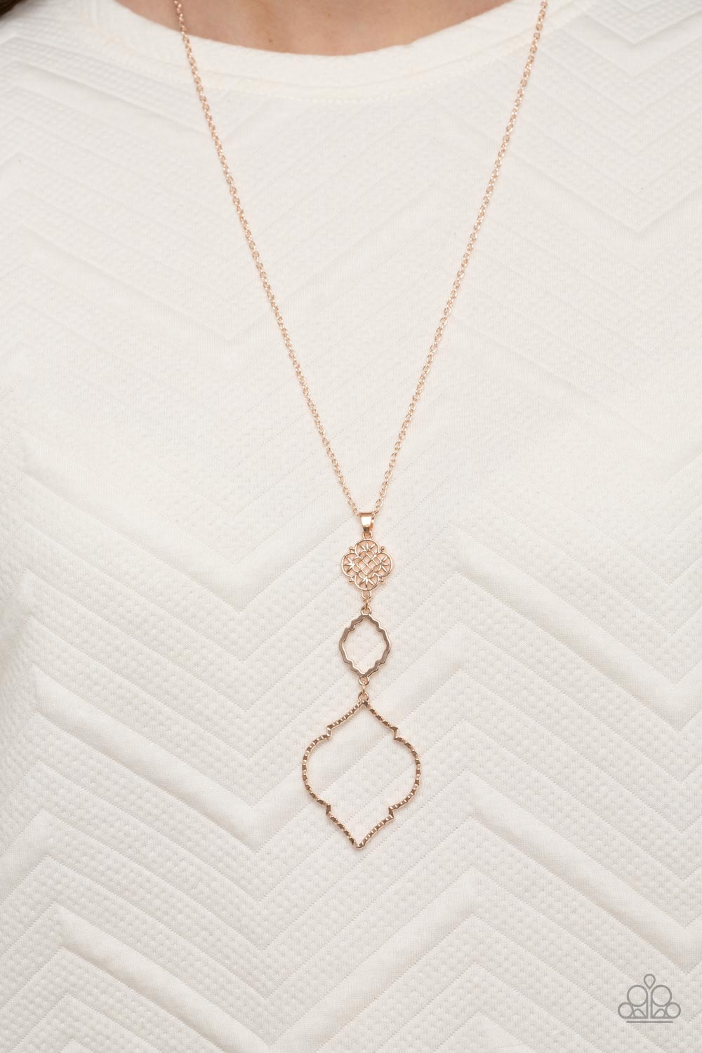 Paparazzi Marrakesh Mystery - Rose Gold Necklace