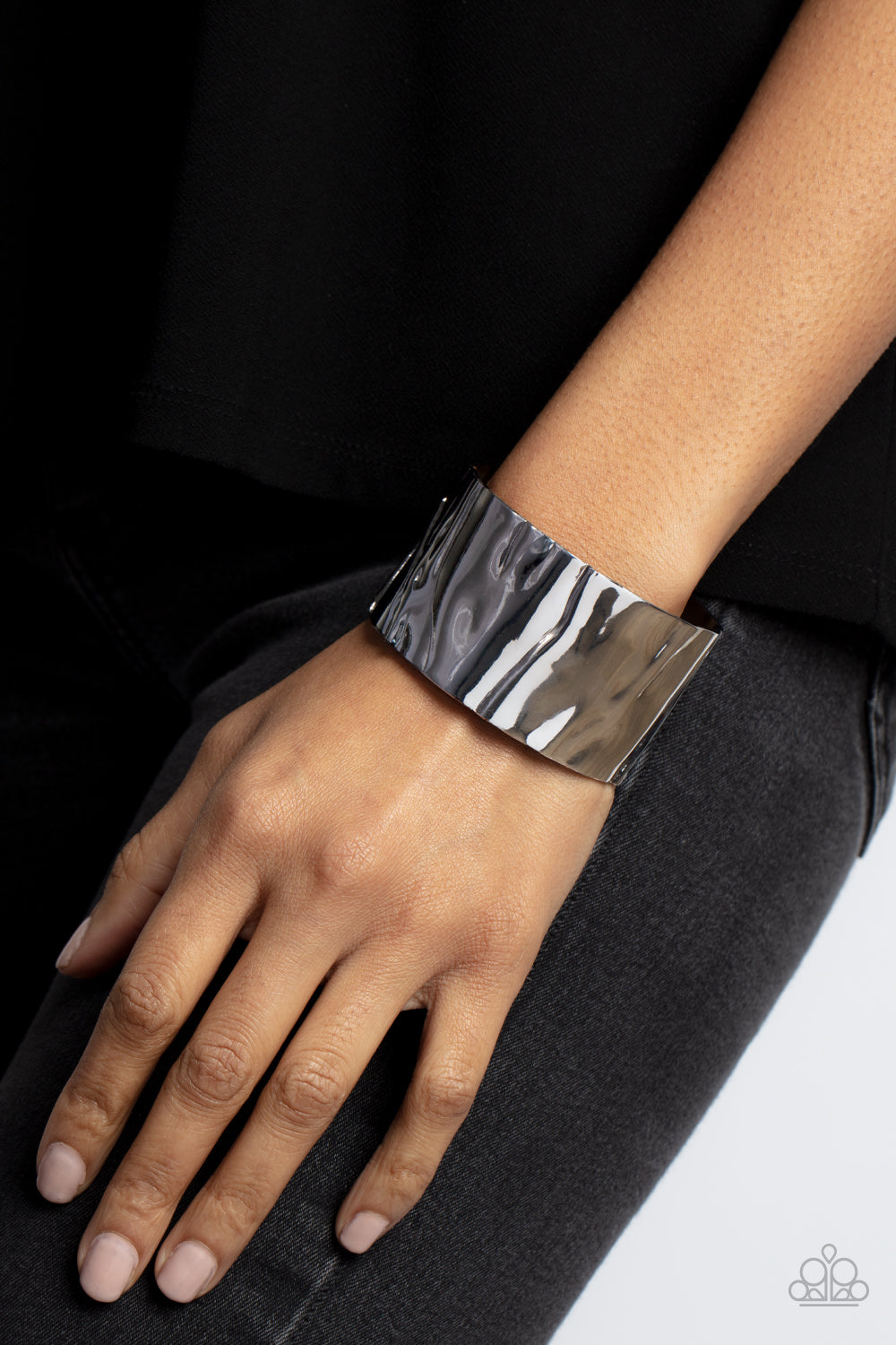 Paparazzi Modern Metallurgy - Black Bracelet