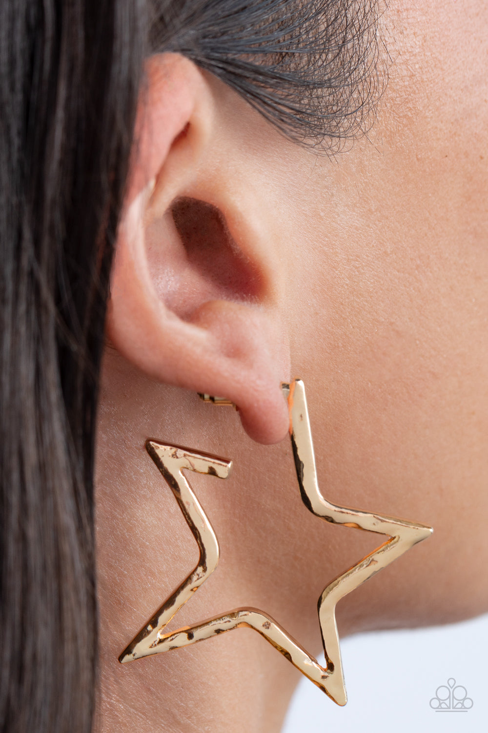 Paparazzi All-Star Attitude - Gold Earring