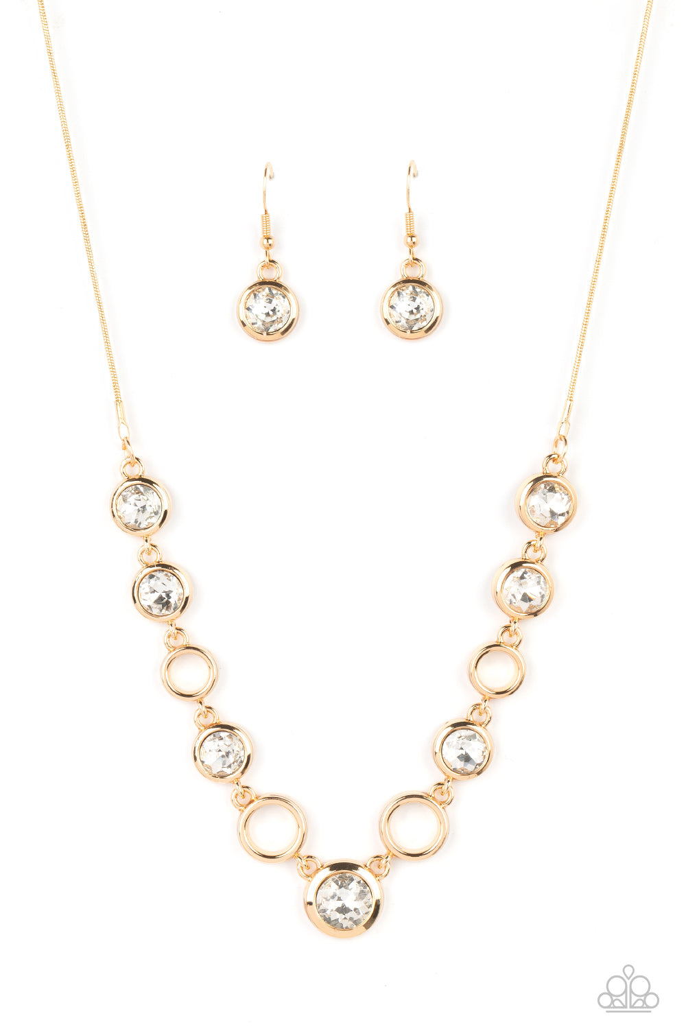 Paparazzi Elegantly Elite - Gold Necklace