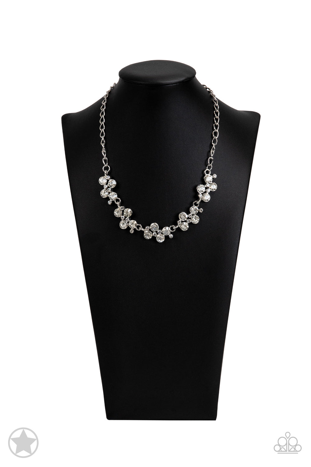 Paparazzi Hollywood Hills White Necklace