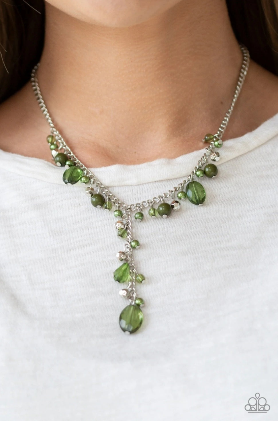 Paparazzi Crystal Couture Green Necklace