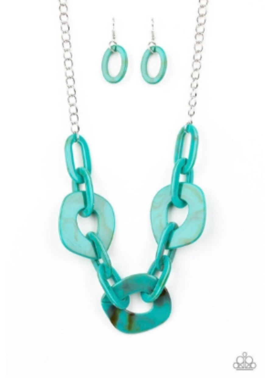 Paparazzi Courageously Chromatic Blue Necklace